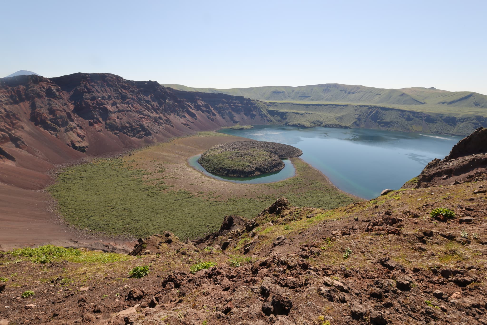 7 день.
Симушир —
вулкан Заварицкого